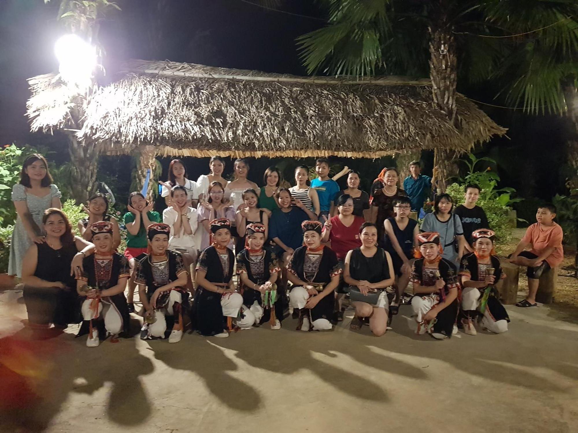 Vu Linh Palm House Homestay - Bungalow Yen Bai Екстериор снимка